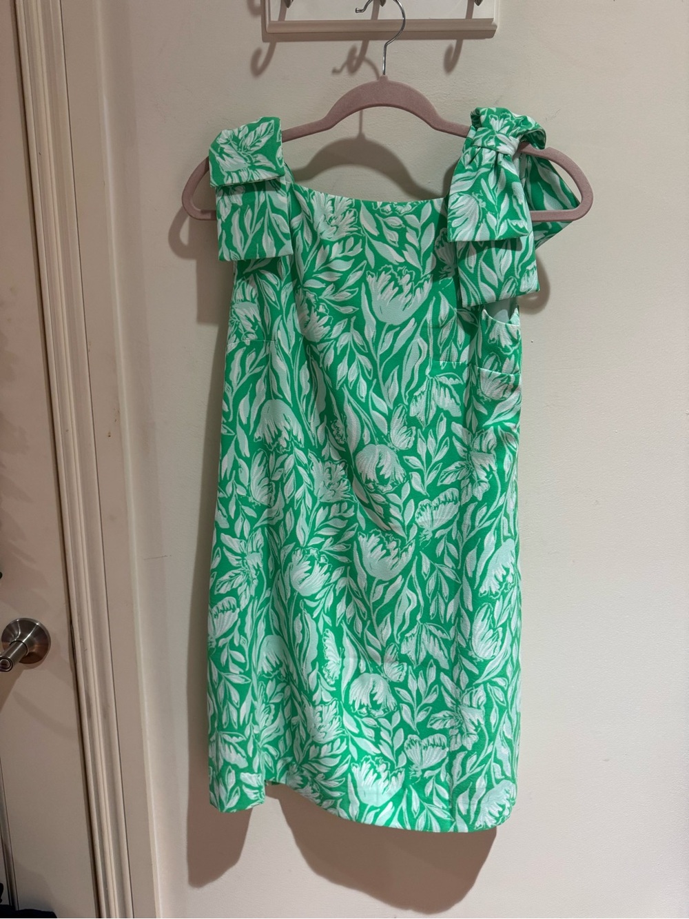 Lilly Pulitzer Carmine Shift Dress Fauna Green "Tulip to Tango" print